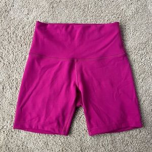 Lululemon Wunder Train 6” Short Ripened Raspberry